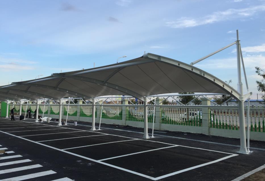 膜結(jié)構(gòu)停車場