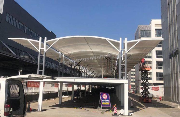 雙層膜結(jié)構(gòu)車棚——雅迪電動車無錫工廠項目 雙層膜結(jié)構(gòu)車棚——雅迪電動車無錫工廠項目