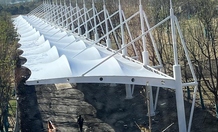 膜結(jié)構(gòu)雨棚——長豐一中風(fēng)雨跑道項(xiàng)目 膜結(jié)構(gòu)雨棚——長豐一中風(fēng)雨跑道項(xiàng)目