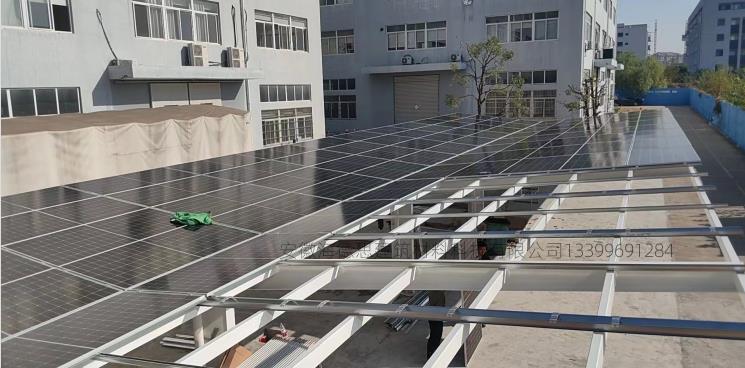 光伏車棚-2.jpg 光伏車棚-2.jpg